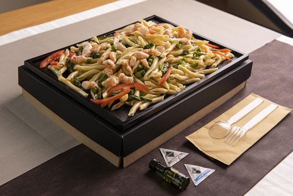 Catering primo fusilli avellinesi asparagi gamberi